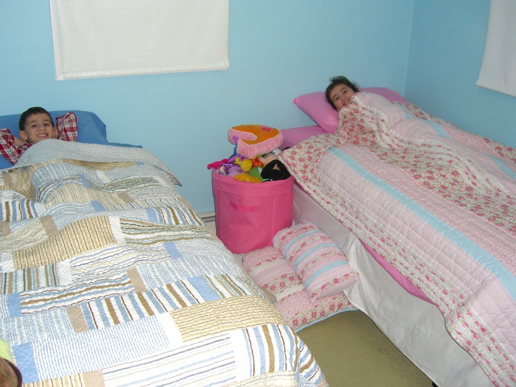 kids in bed